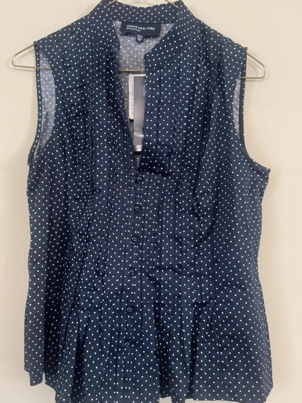 Jones New York Navy and White Polka Dot Sleeveless Pintuck Blouse